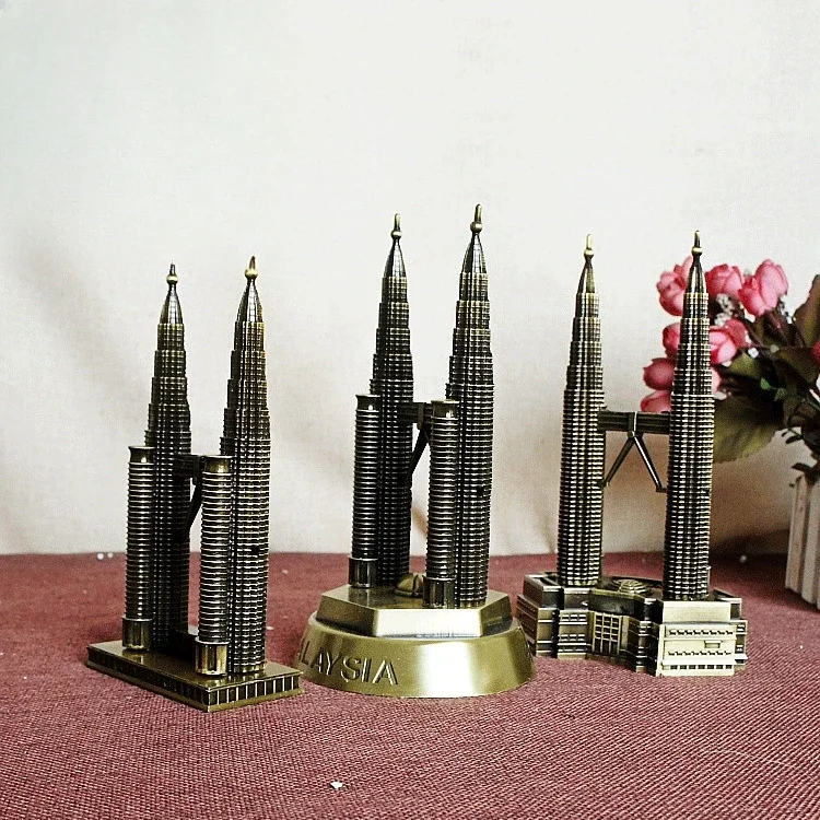 World Famous Tourist Souvenirs Metal Bronze Kuala Lumpur Malaysia Petronas Twin Towers Model