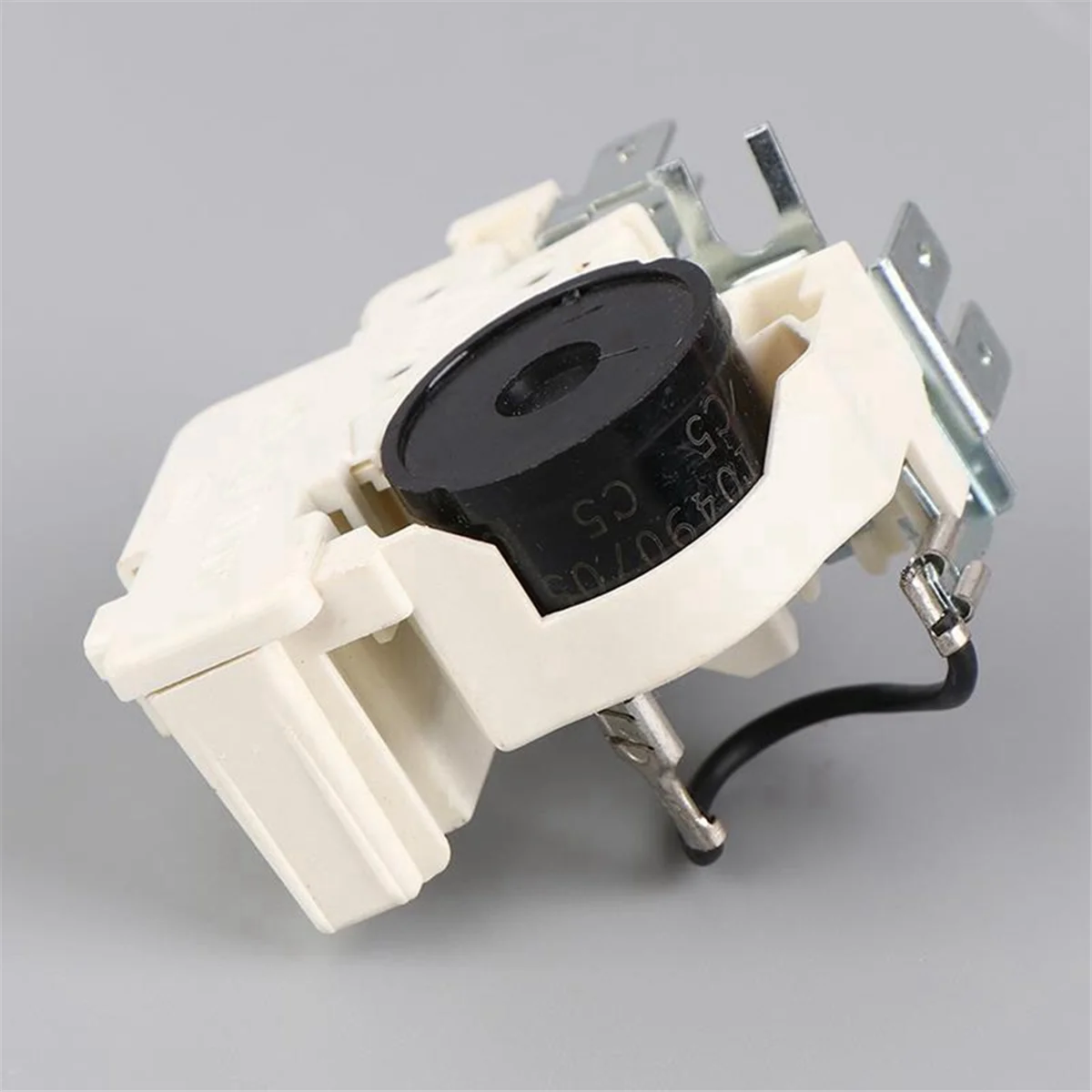 ضاغط PTC QP3-15/C واقي التحميل الزائد العالمي لثلاجة فريستك-استبدال الفريزر-T33C