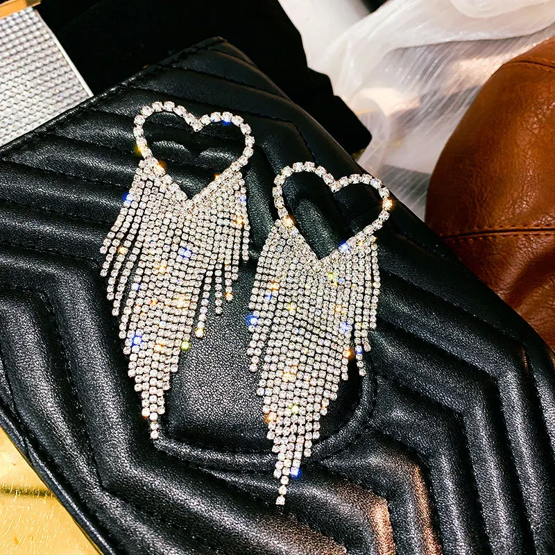 Fashion Long Tassel Rhinestone Drop Earrings for Women Black Heart Crystal Dangle Earring Statement Jewelry