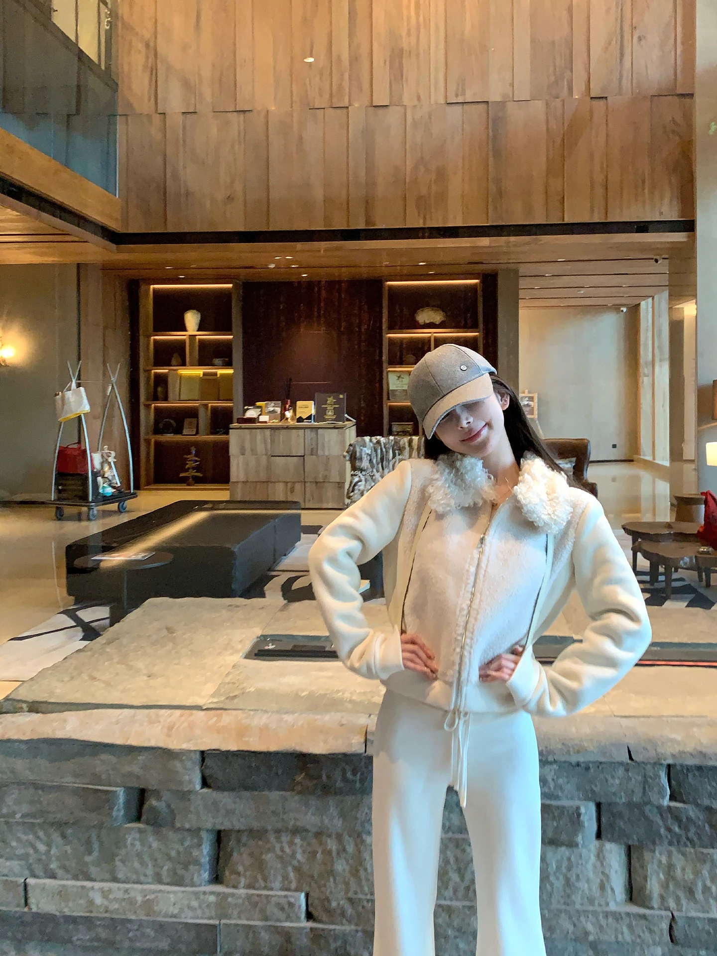 

Зимнее пальто Titi Sister Mousse Cake с меховой подкладкой, молочно-белое, повседневное, с длинными рукавами, на молнии