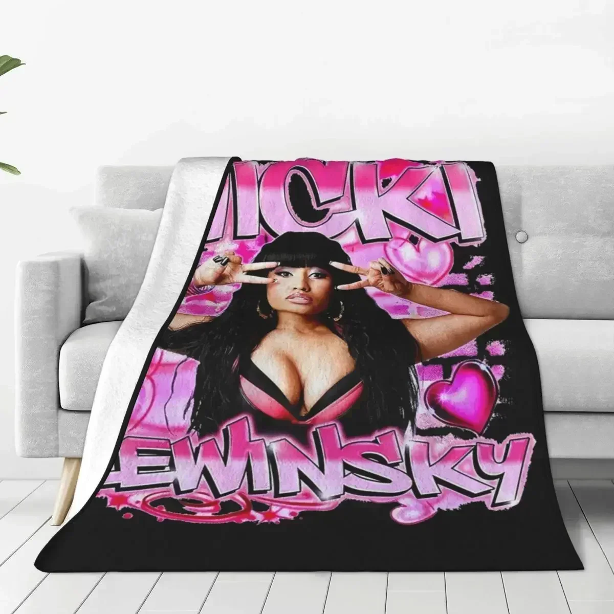 

Retro Nicki Lewinsky Blankets Nicki Minaj Flannel Funny Breathable Throw Blanket for Home Restaurant Spring Autumn