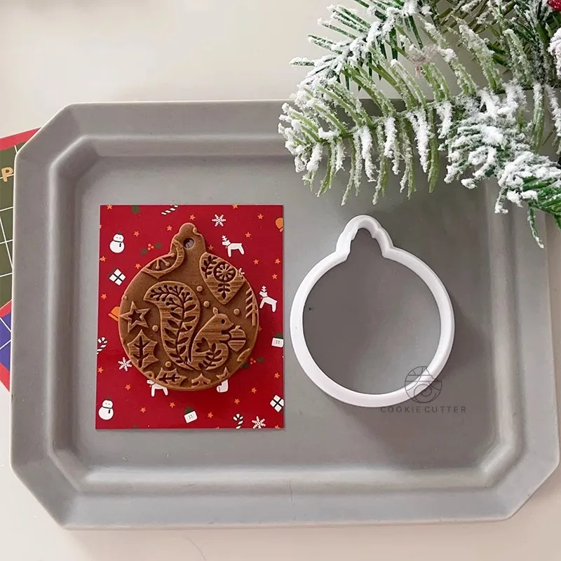 Christmas Hand Pressed Mold Round Star Xmas Tree Cookie Cutter Bell Square Biscuit Stamp Rolling Pin Cake Baking Accessories