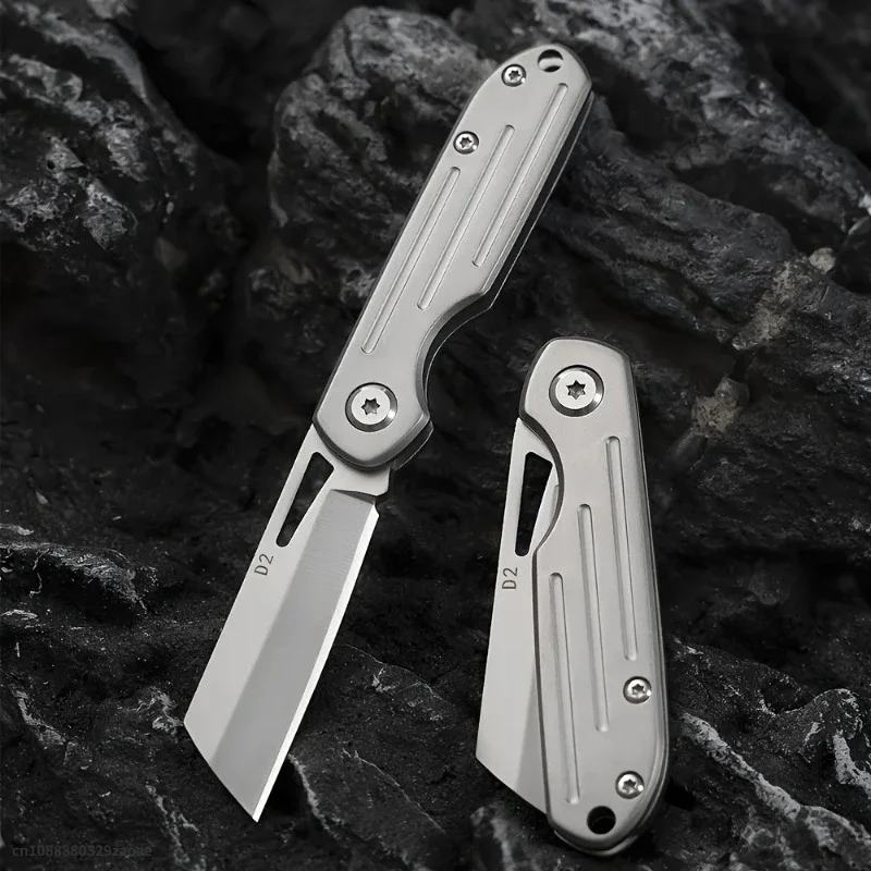 

New D2 steel outdoor keychain men's pocket knife, stainless steel camping folding knife, EDC hunting survival knife