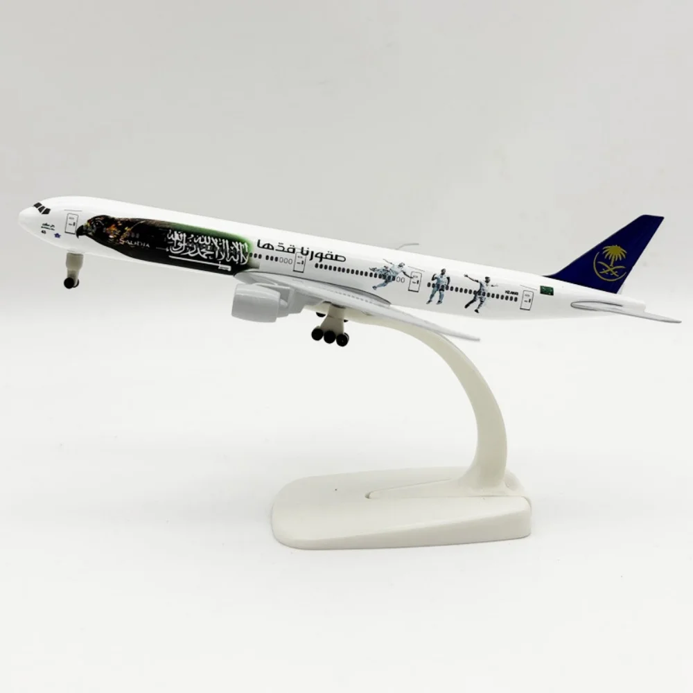20cm Plane Model Saudi Arabian Airways B777 Falcon Metal Scale Aircraft Diecast With Base For Miniature Airplane Souvenir Hobby