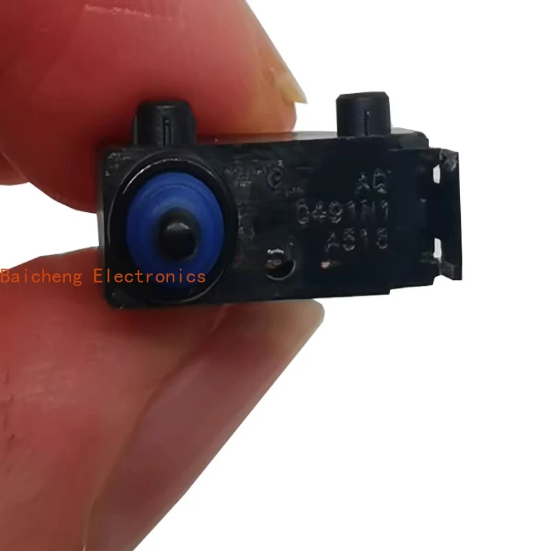 10PCS D2HW-ER291H Left Turn Automotive Switch Micro Switch D2HW-EL291H Right Turn