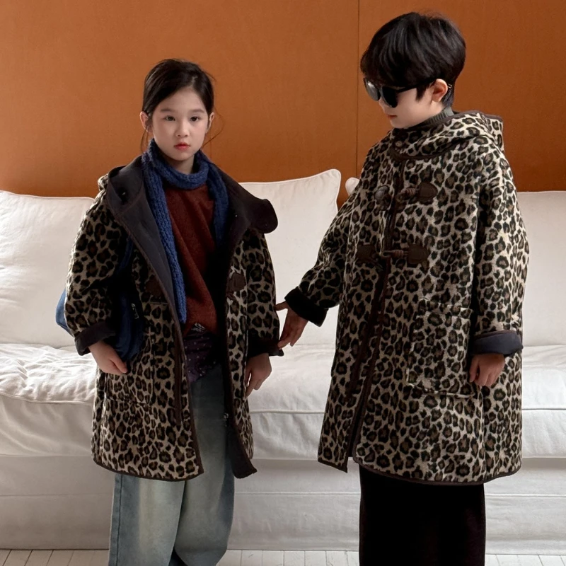 

2025 Winter Children's Leopard Print Hoodie with One piece Velvet Design Fashionable Hoodie Coat