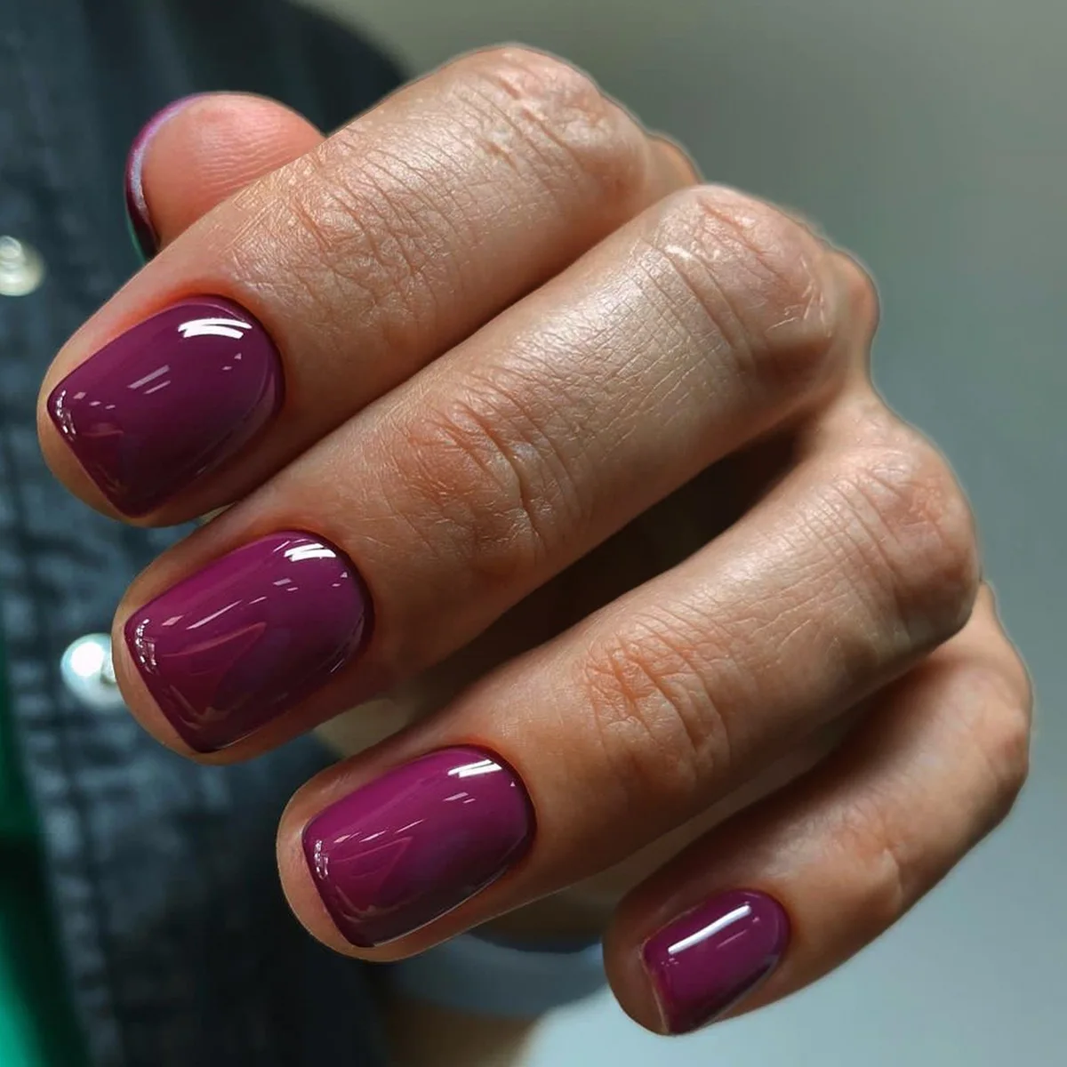 24 sztuki krótkie sztuczne paznokcie kwadratowe główki świeże proste jednolite kolorowe francuskie prasy na paznokcie 2023 lato nowe zdejmowane narzędzia do Manicure do DIA