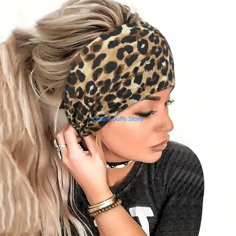50LE Trendy Leopards Pattern Headscarf Versatiles Head Covering Comfortable Scarf
