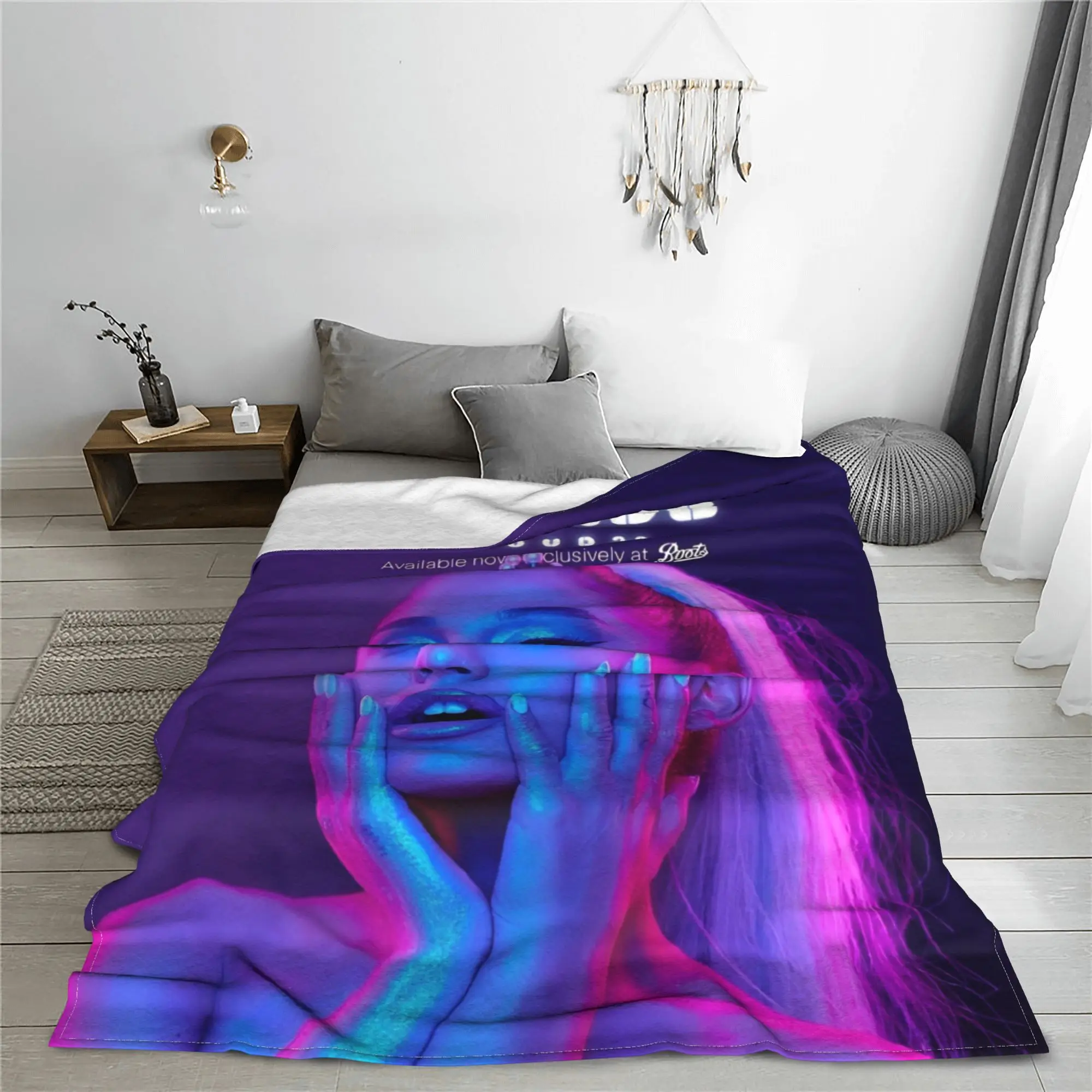 Arianas Grands Pop Singer Blankets Velvet Decoration   Multifunction Soft Throw Blankets for Bed Office Bedspread