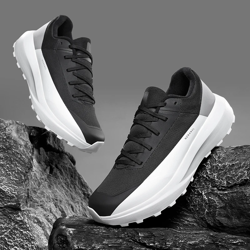 

Hiking Shoes Men Outdoor Breathable Casual Camping Mountain Women Casual Trekking Sneakers Rubber Wear-Resistant Hiking Boots