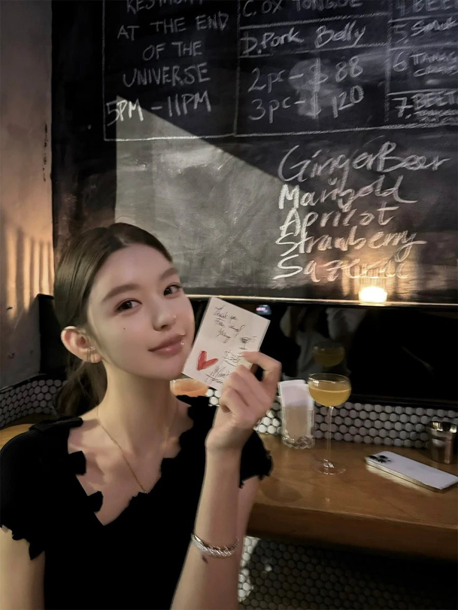 

Женский топ Good Morning Fan Fan Private Label с ручной вышивкой узлами, цветной, с коротким рукавом, для весны и осени