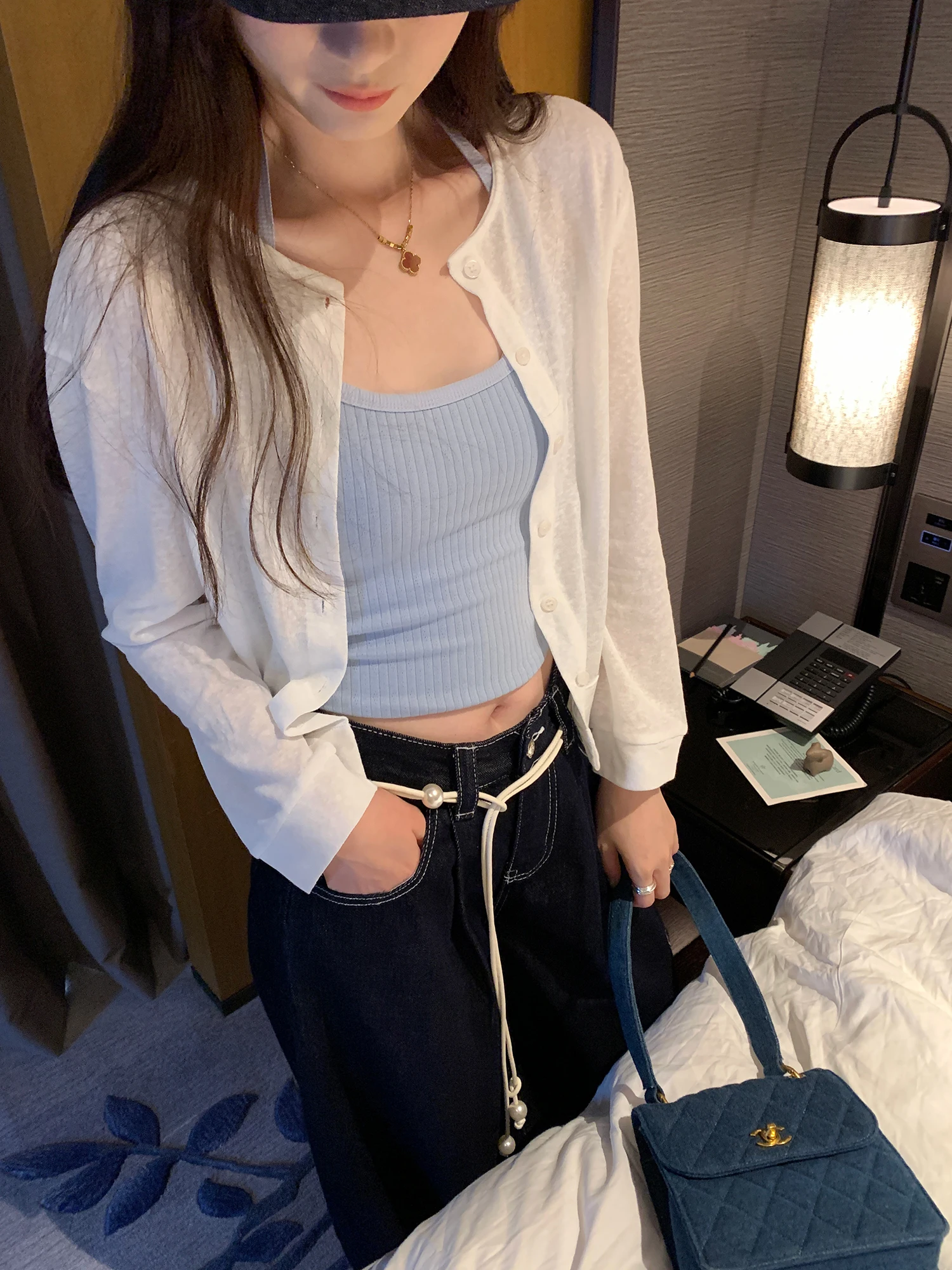 Elegant Early Autumn Thin Long Sleeve White Open Cardigan Women's Jacket 2026 New Style with Strap Beautiful Small Top