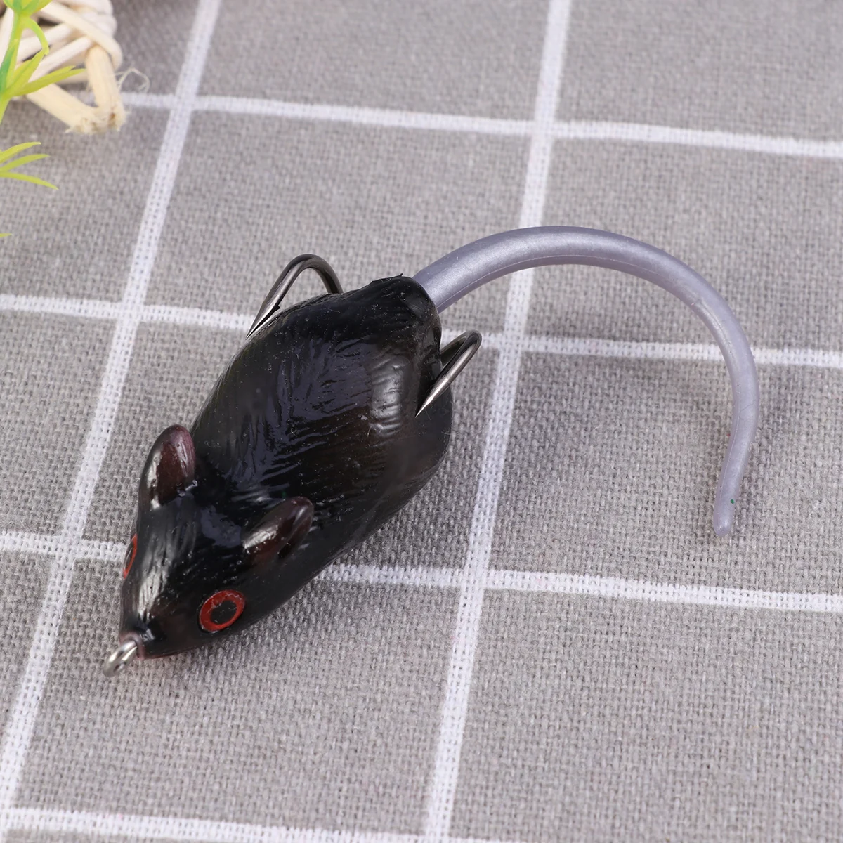 

Mouse Simulation Bait 3D Eyes Barbed Hooks Artificial Fishing Lure Long Throw Freshwater Topwater Rat Sea Swim