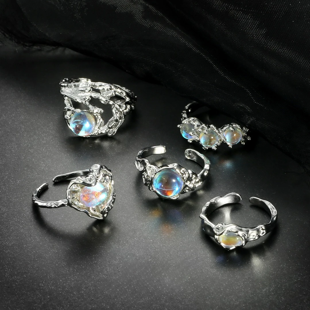 925 Sterling Silver Exquisite Unique Design High-End Textured Heart-Shaped Open Moonstone Index Finger Ring for Women
