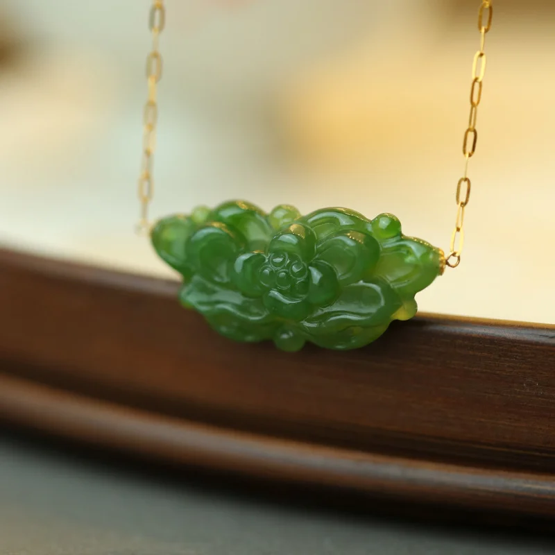 

18K Hetian Jade Necklace Women