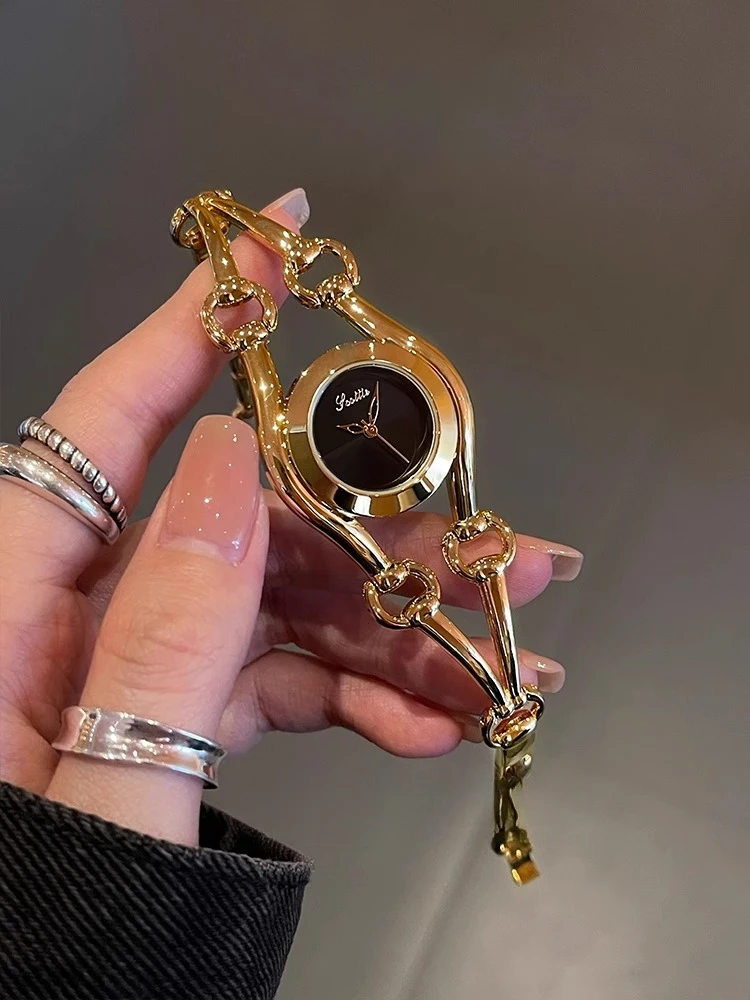 Retro Watch Women's Genuine Brand Light Luxury Niche Women's Luxury High-end Bracelet Steel Belt Women's Watch