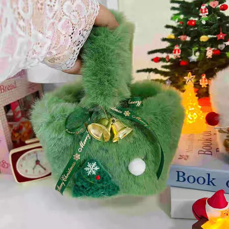 Christmas gift gift bag, peace fruit wrapping gift bag, soft and cute plush candy bag.