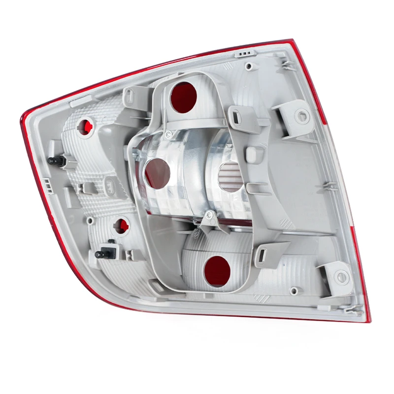 

For Skoda Rapid 2013 2014 2015 2016 2017 Rear TailLight TailLamp Brake Light Brake Light Housing Car Accessories Without Bulbs