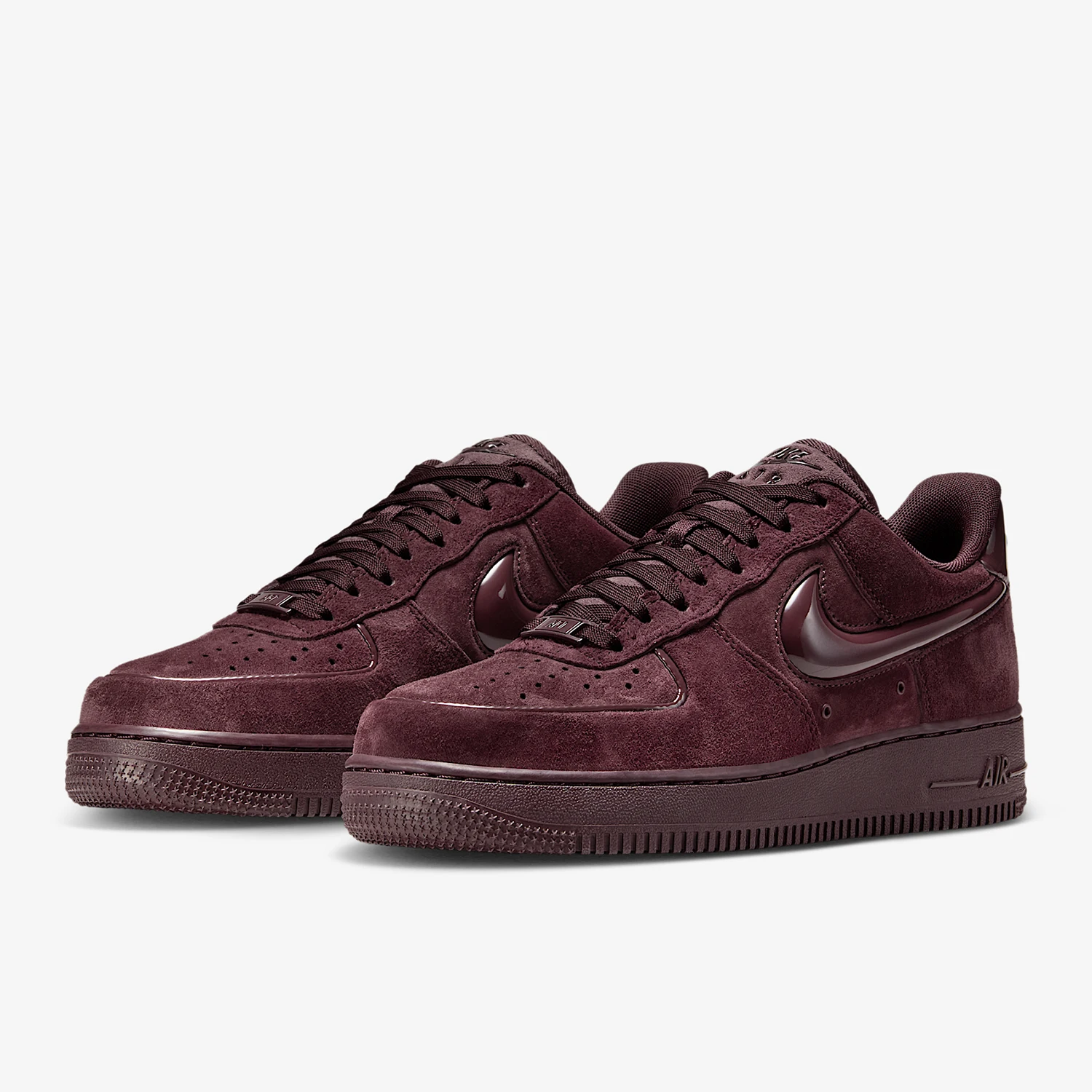 Nike Authentic Air Force 1 Zapatos casuales de gamuza de caña baja para mujer HV4406-600