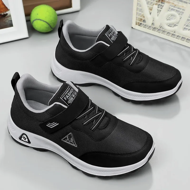 New Style Breathable Sports Shoes Outdoor Comfortable Women Walking Shoes Fashionable Versatile Men Casual Sports Shoes Women