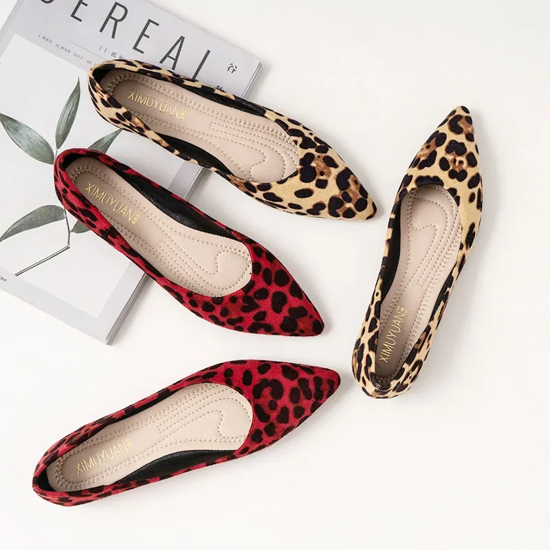 Plus Size New Flats Shoes for Women Spring Summer Japan Style Leopard Loafers Girl Slip-on Casual Pointed Toe Boat Shoes