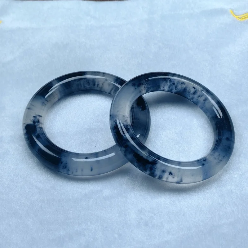 Black white splatter- round jade bracelet with clear and highly translucent ink landscape painting texture, light luxury