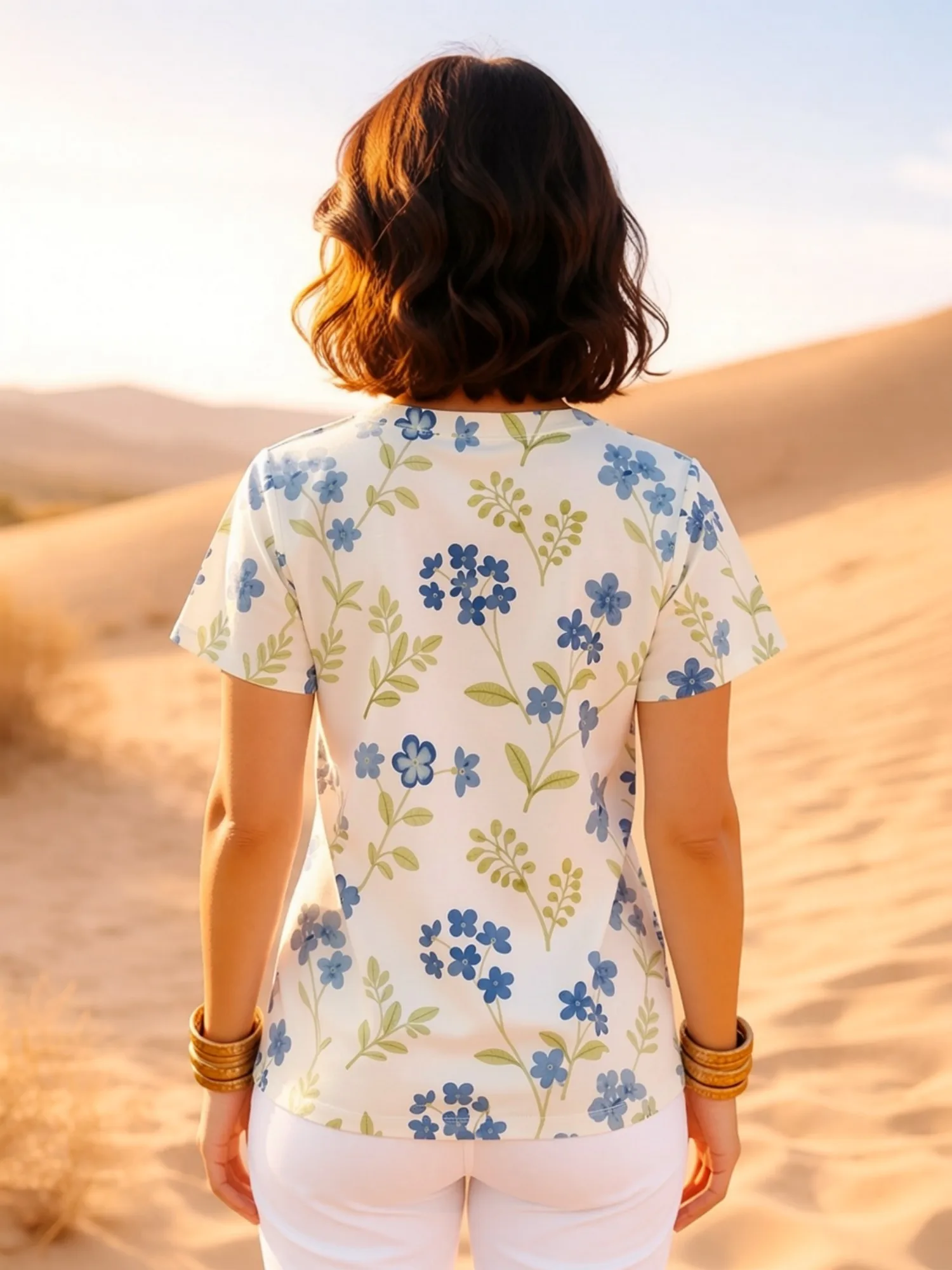 Casual Style Womens V Neck Nursing Scrub Top Complete With Front Pockets Modern Floral Pattern Comfortable Fit For Clinic Shifts