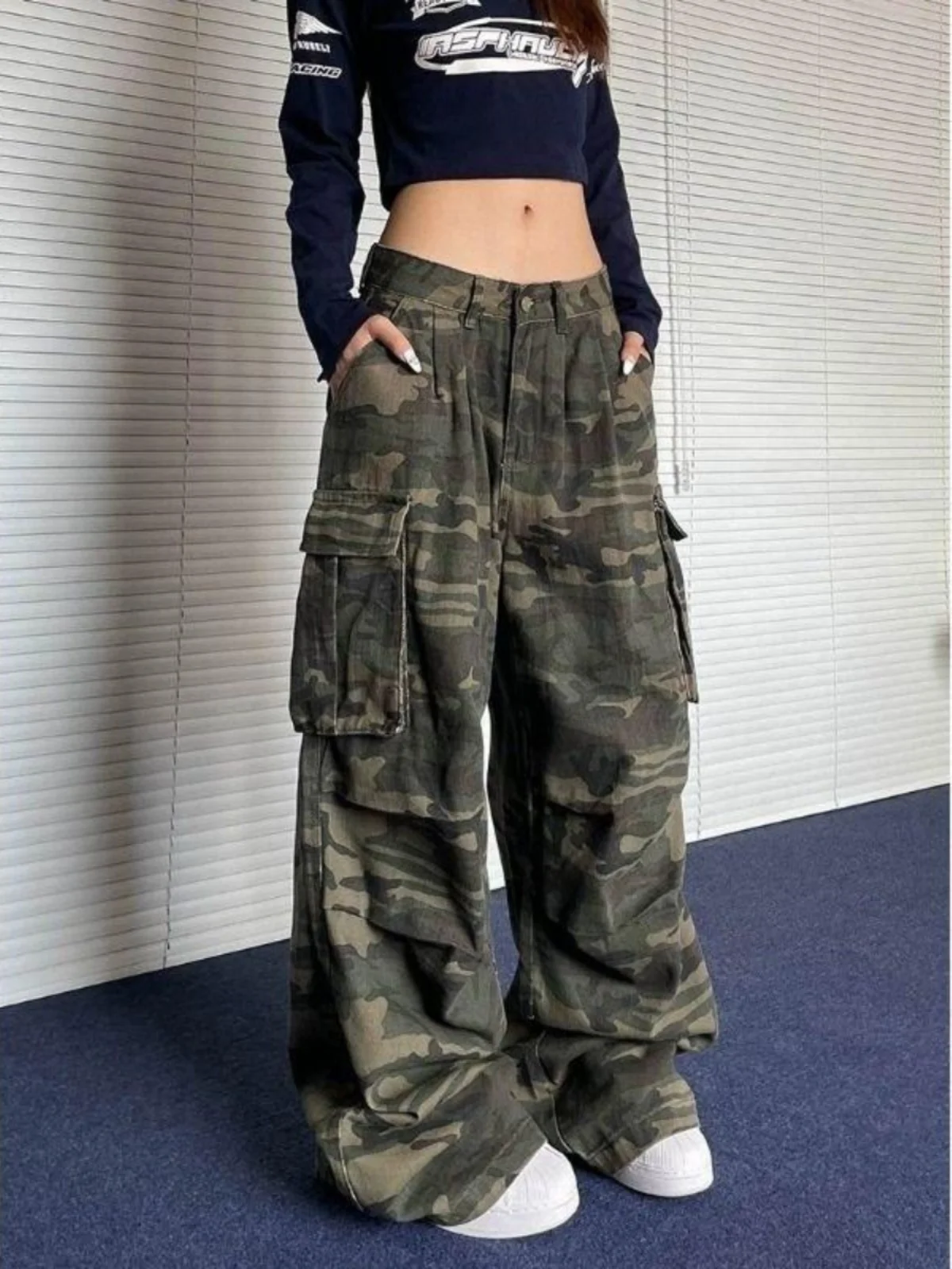 

Американские джинсы-карго в камуфляжном стиле, свободные, с широкими штанинами, повседневные, стройнящие, весна-осень, винтажные, с высокой талией, длинные брюки