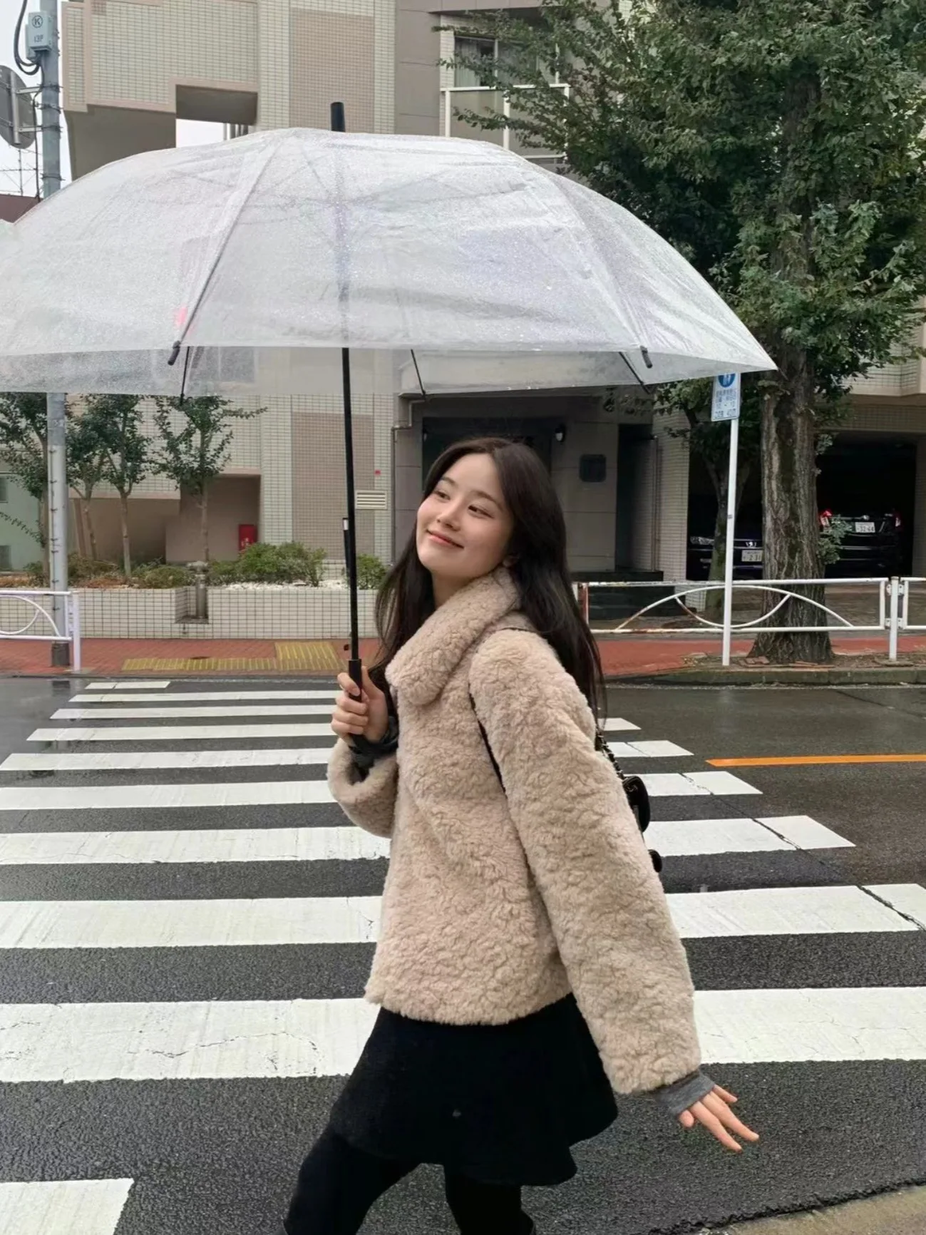 Calore e Sle: Jaet da donna in pelliccia di agnello ort con colletto rialzato di Dongda Gate OUCE Gentle Sle Loose Fit Long Sve