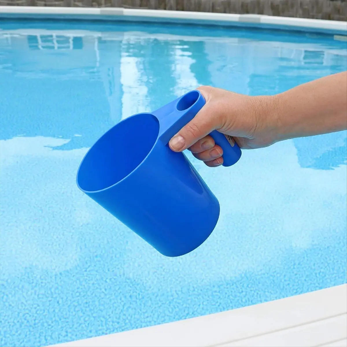 ABST Scoop for Swimming Pool and SPA Pool Measuring Cup Portable Pool Maintenance Tool Multipurpose Measuring Scoop