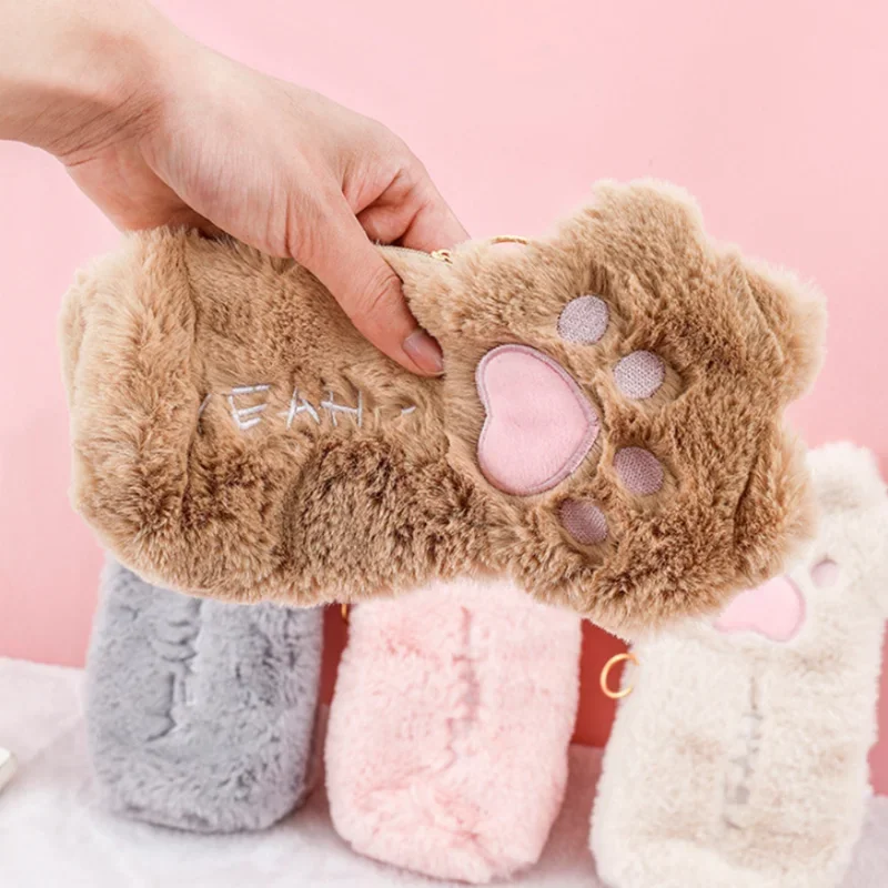 Bolsa de lápices de felpa con forma de Pata de Gato, organizador de bolígrafos de papelería Kawaii, bolsa de almacenamiento de cosméticos de gran capacidad, bolsa de maquillaje de felpa suave