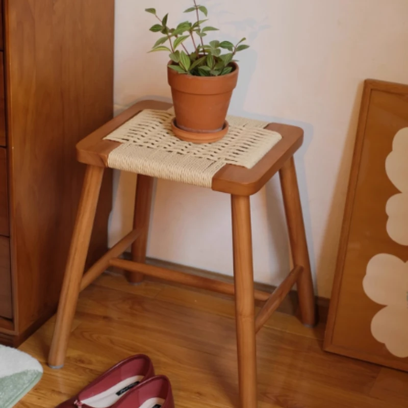

Vintage Solid Wood Low Dining Chair, Rope Woven Square Stool, Retro Shoe Bench for Bedroom, Bedside Storage Accent Seat