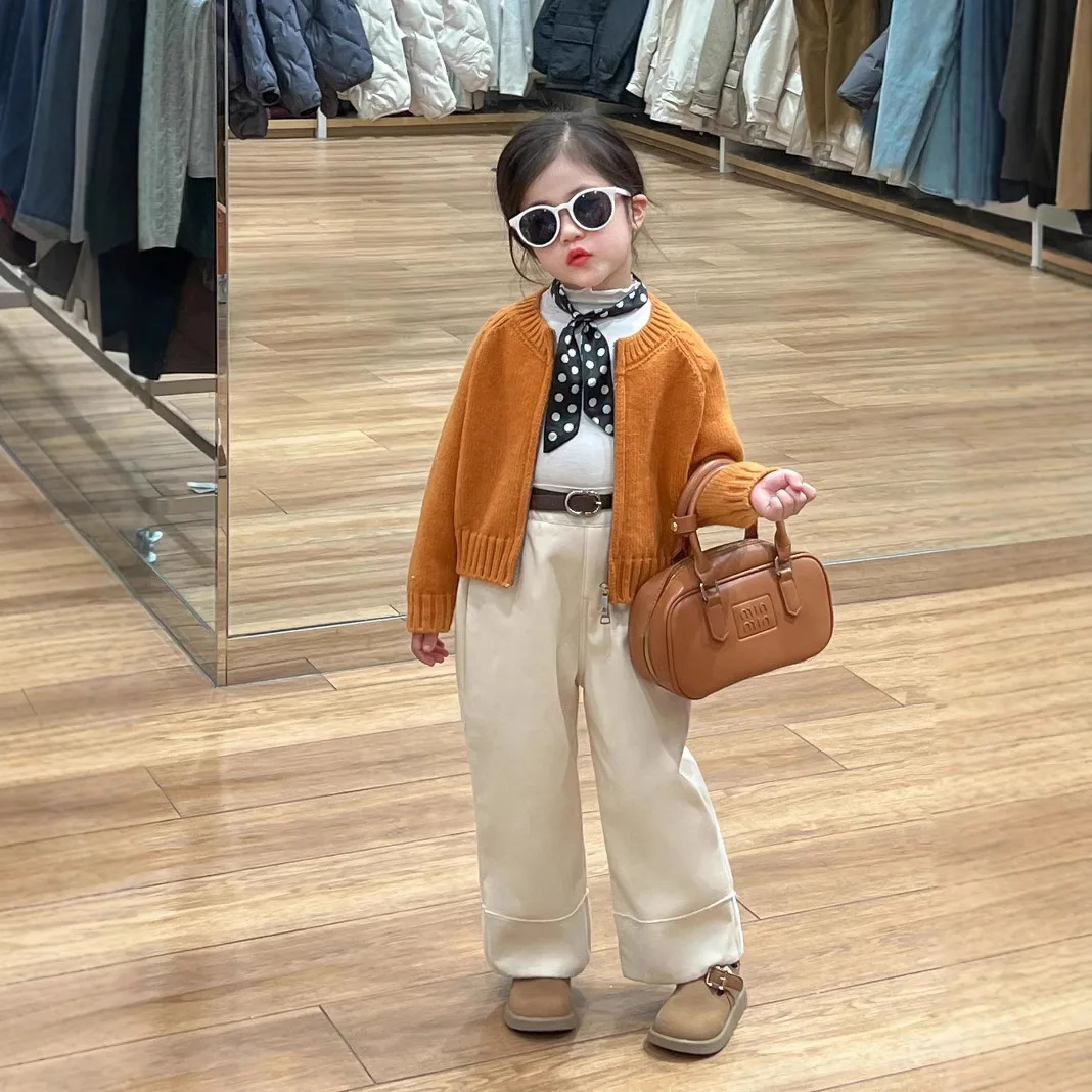 

Girls' Autumn and Winter Pumpkin Orange Short Sweater Cardigan Zipper Knitted Sweater Jacket Beige Velvet Wide-leg Pants