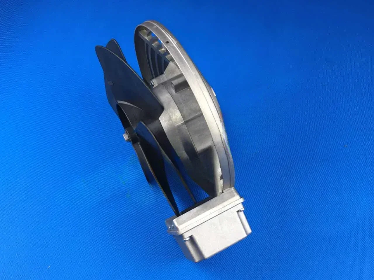 Setting machine motor cooling fan blade LENZE Lenz motor Bg132 replaces wistro fan