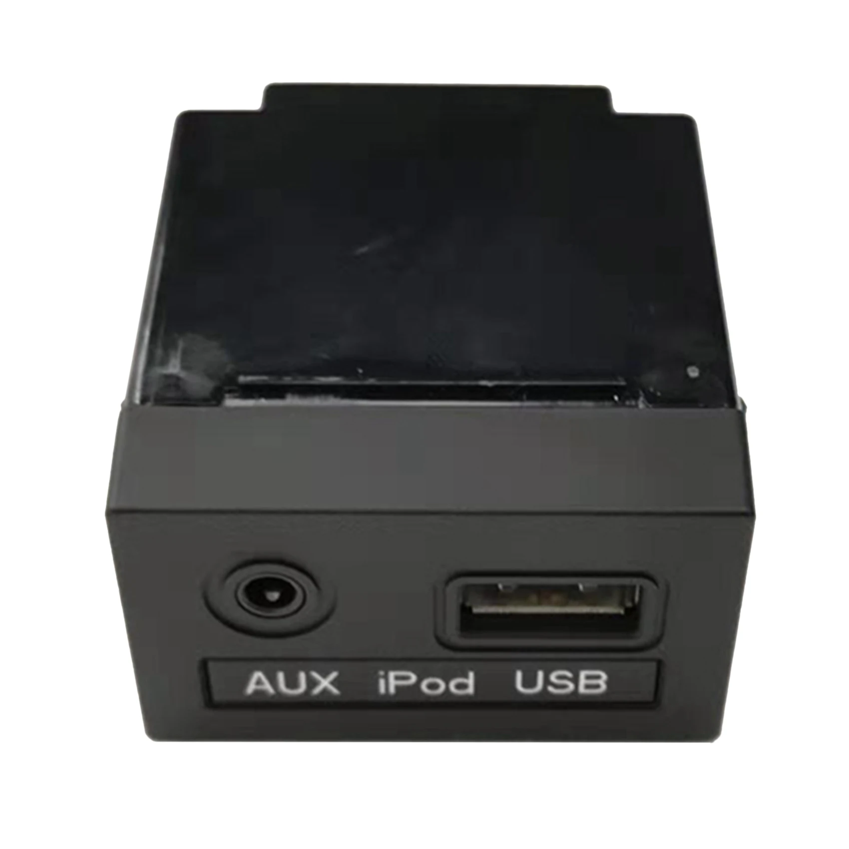 Car USB IPod AUX Port Adapter USB Expansion Socket 961202R000 961202R500 for Hyundai I30