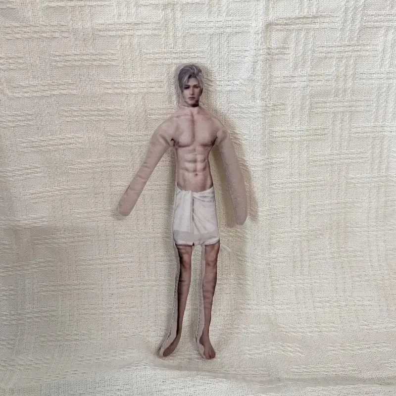 ตุ๊กตาหนูรักและอวกาศลึก ตัวละครทั้งหมด ตุ๊กตาผ้าพลัฌแบบนามธรรม ของเล่นยัดไส้ แขนขาแบบลวด ไม่มีขอบสีขาว ของขวัญอนิเมะสำหรับวันเกิด