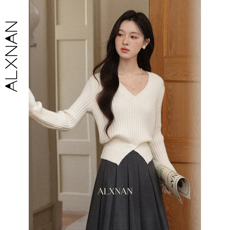 

ALXNAN Off-White Short Sweater V-Neck Slit Hem Long Sleeves 2025 New Autumn Women's Commuter Casual Tops Female Pullovers L57608