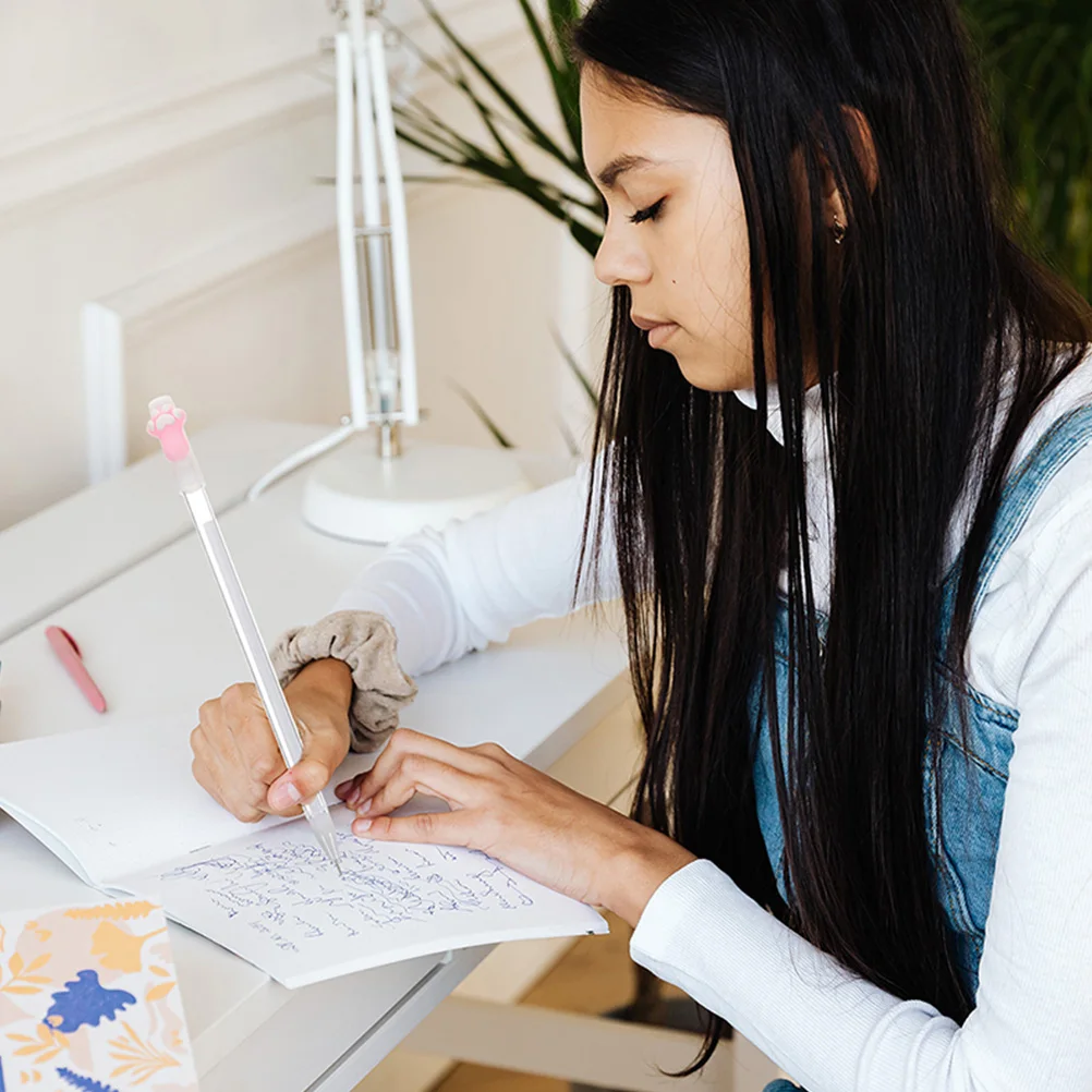 

8Pcs Compact Animal Theme Gel Ink Pens Chic Attractive Writing Experience for Daily Use Cute Gel Pen Student Gift