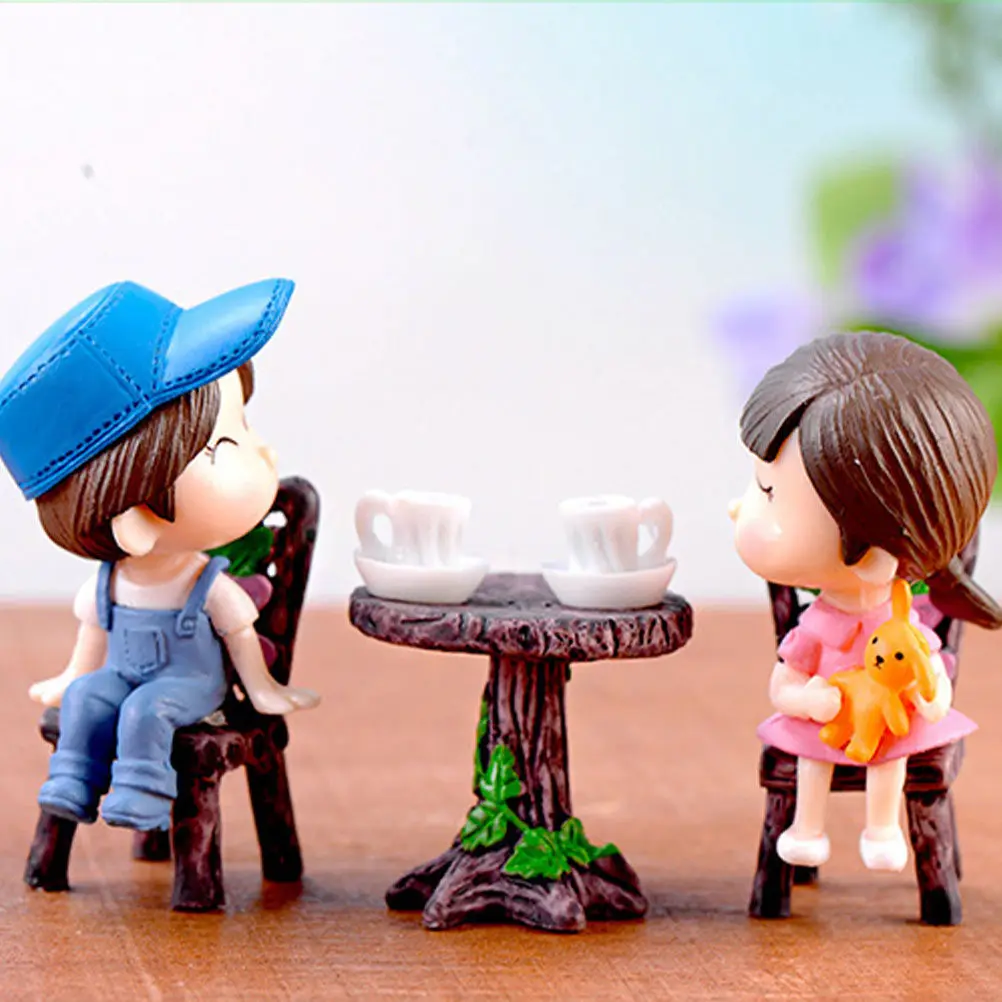 

5Sets Resin Miniature Christmas Table Chairs Set Desktop Decoration Home Decor Bonsai Ornament Creative Table Adornment Resin