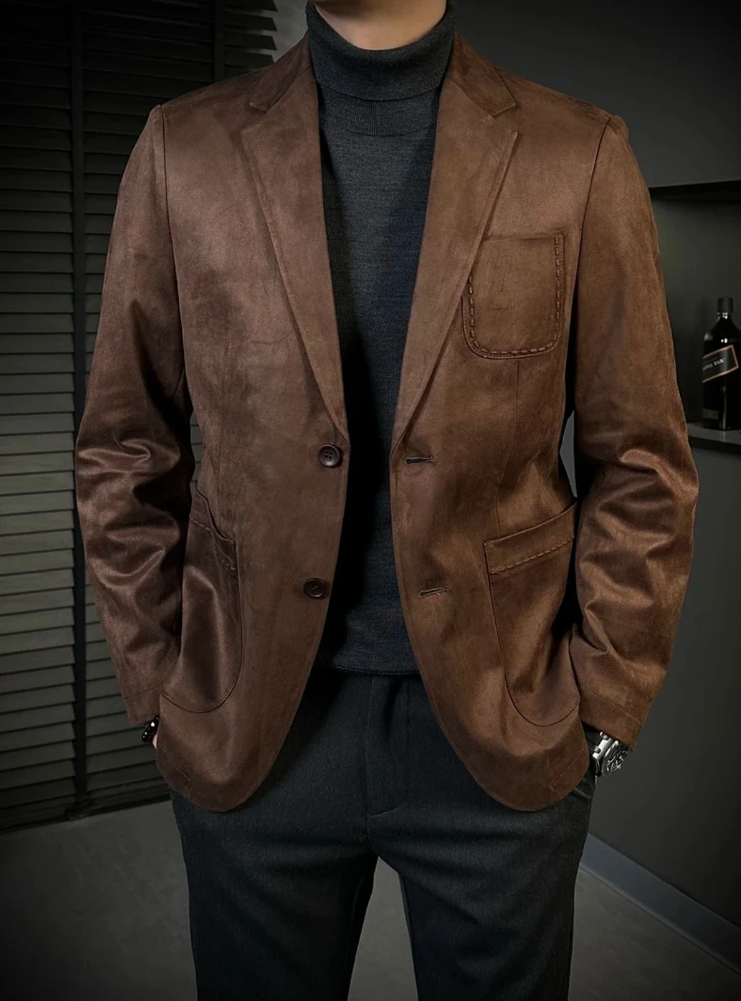 

Мужской повседневный пуховик: комфортный, универсальный, модный, деловой, приталенный, с длинными рукавами, на пуговицах, зимний