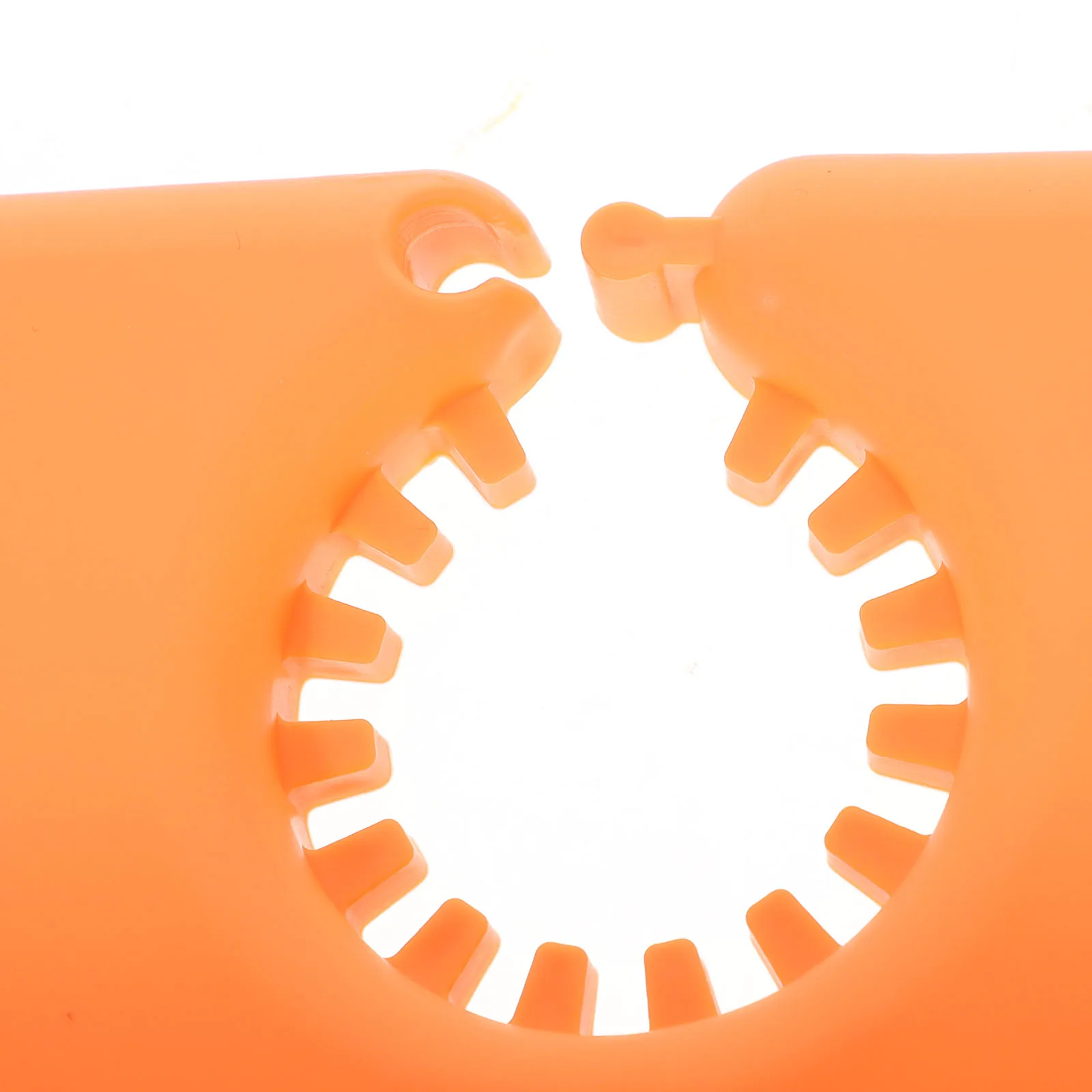 

Faucet Splashing-Proof Draining Rack Kitchen Sink Organizer Adjustable Hole Design Faster Drainage Anti-Splashing Mat