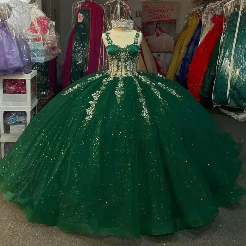 

Shiny Green Quinceanera Dress off-shoulder crystal glitter Decal Lace Long tail Vestidos De 15 Quinceanera ﻿Customize