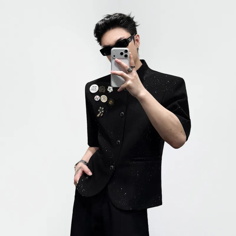 WVGA Korean Style Summer New Men Stand Collar Short Sleeved Blazer Starry Pattern Gold-Plated Badge Pin Casual Jacket Ins W24976