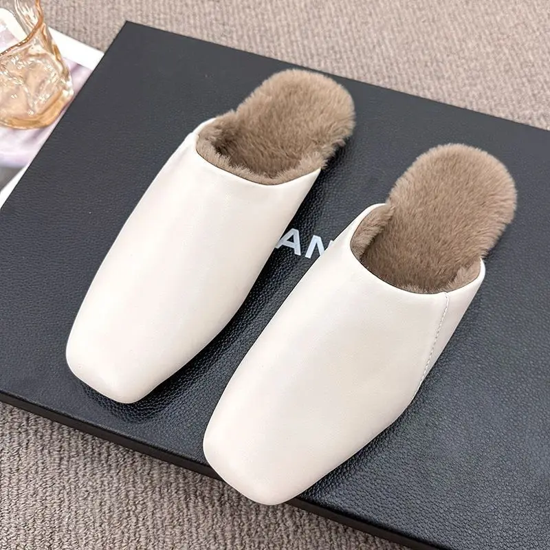 New Casual Lazy Mule Shoe Soft Bottom Bread Head Slippers Fleece Lined Warm Women Flat Heel Rubber Sole Winter House Home Slides