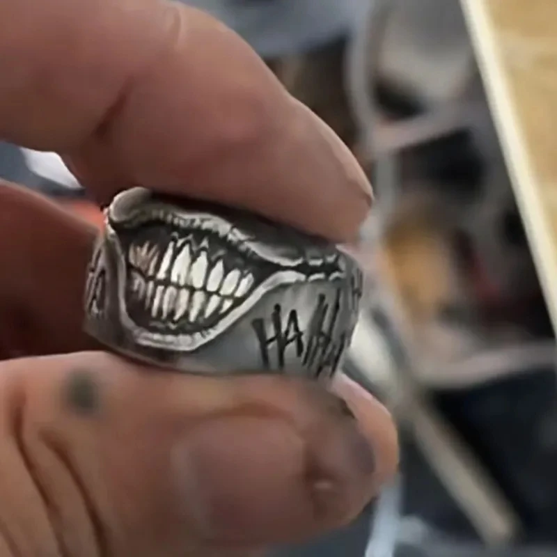 Halloween Jewelry -The Eerie Expression of The Clown Leaking Teeth Ring Men's Hip Hop Festival Gift Jewelry Ring Accessories