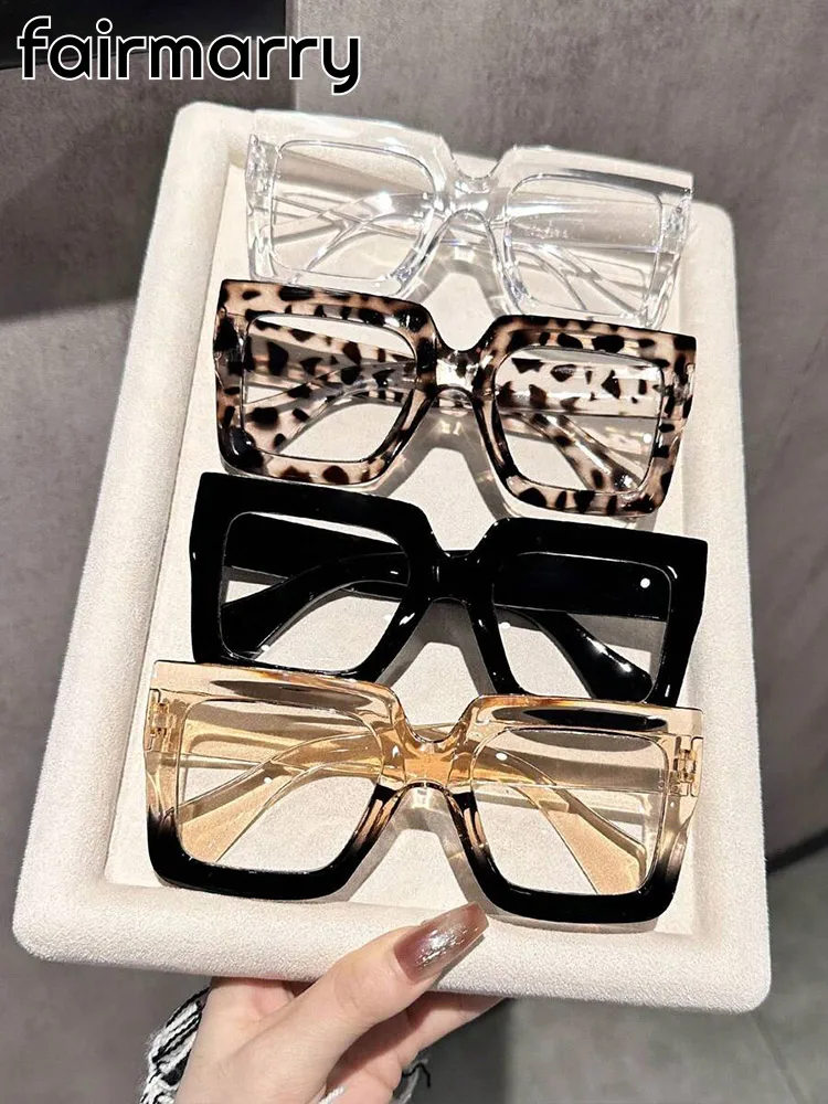 4PCS Fashion Classic Square Clear Glasses For Trendy Women Daily Life Cool Men Reading Clothing Accessories.