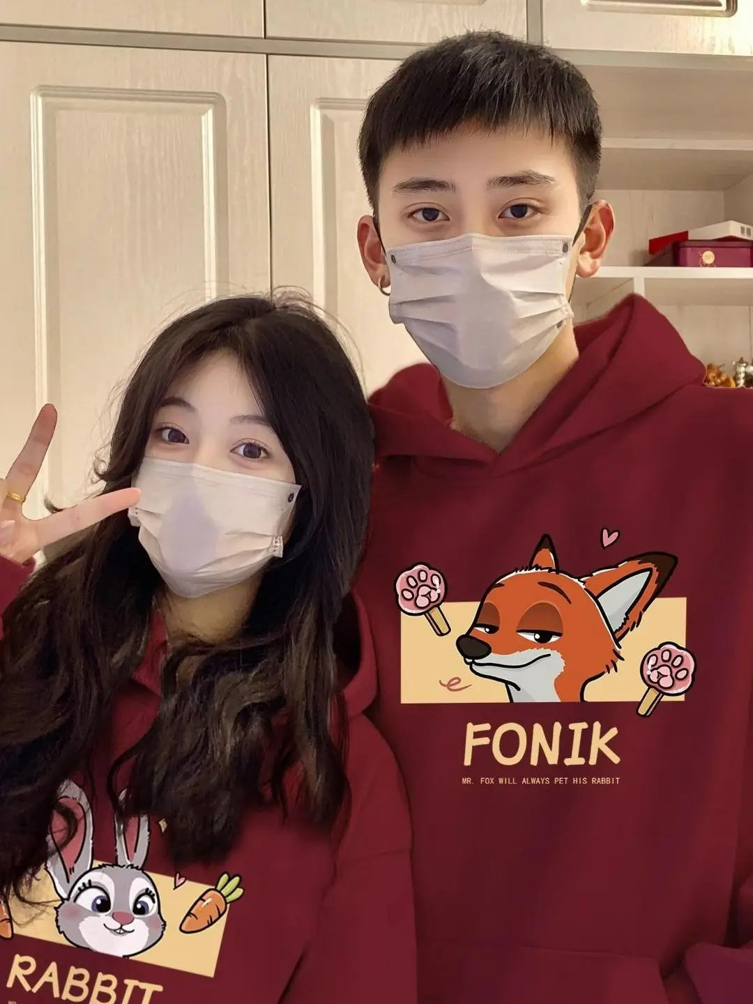 Grande taille 300 Pou nouveau Judy Nik spécial Couple à capuche automne hiver haut de gamme à la mode femmes Sweat coréen Sle Long Sl...