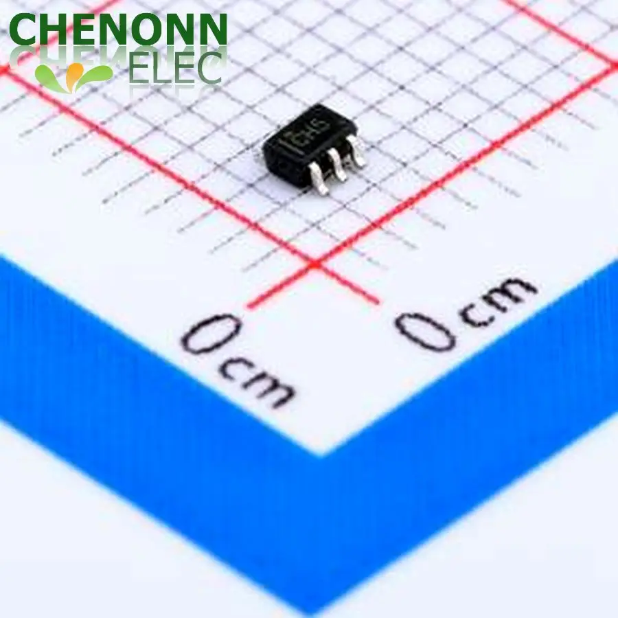 300PCS/LOT SN74LVC1G86DCKR (Gates and Inverters)