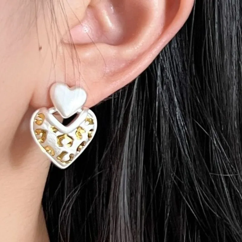 

VENTFILLE серьги-гвоздики из стерлингового серебра 925 пробы с сердечком для женщин, универсальные эстетические милые полые ювелирные изделия, подарок, Прямая поставка