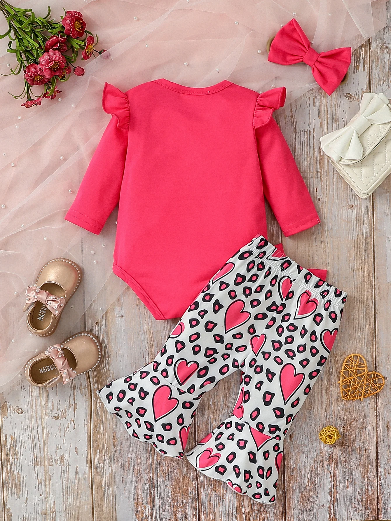 3Pcs Baby Girls Spring/ Fall Long Sleeve Print Letter Bodaysuit+Flared Pants With Heart Fashion Set+Headband